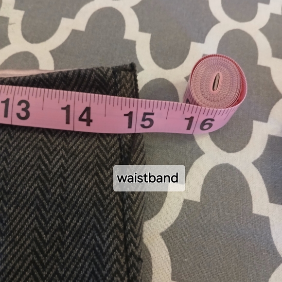 Stooshy Gray Herringbone Trumpet Skirt With Black Lace Trim Size S - Picture 6 of 9